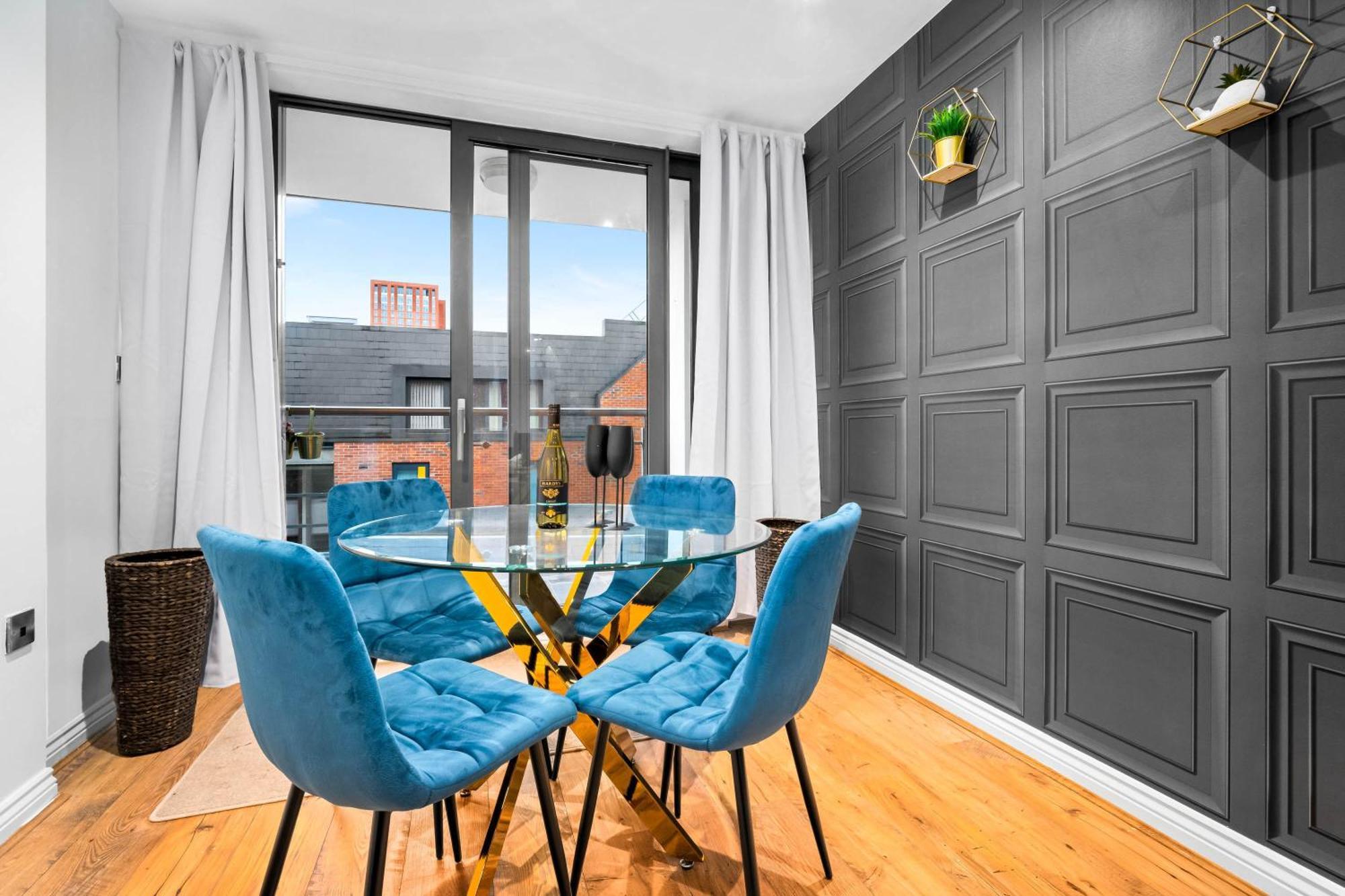 Luxury Two Bedroom Apartment - City Ceentre - Balcony - Jq - Netflix & Wifi - 11B Birmingham Exteriör bild